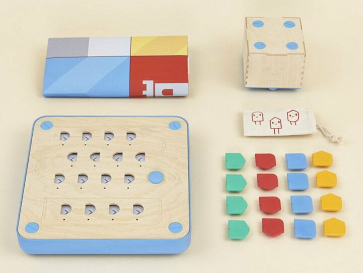 Cubetto randi zuckerberg primo toys children dezeen 936 1